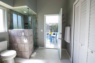 3 BR heated saltwater pool & spa - 2