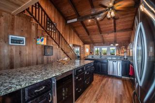 6 BR Oceanfront House with Creek Dock - 2