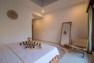 Simple & Magical Villas. Villa Sambali llI - Seminyak - 4
