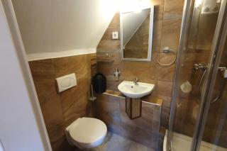 GreyGreen Residence Gasthaus 5-Zimmer, Küche, 5-Badezimmer - Sehnde - 2
