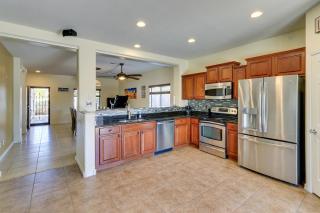 Cheerful Maricopa Gem with Home Theater and Game Room! - Maricopa - 5