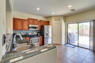 Cheerful Maricopa Gem with Home Theater and Game Room! - Maricopa - 4