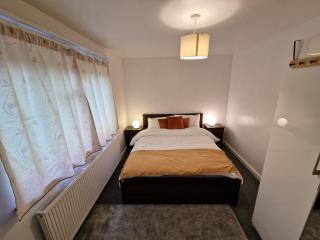 Millmead Apartment in central Guildford with parking - Guildford - 1