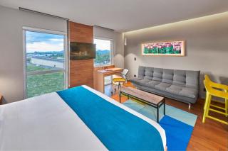 City Express Suites by Marriott Silao Aeropuerto - Silao - 1