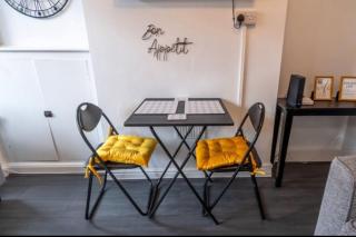 Entire home in Nottingham - 7