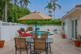 ~Villa Victoria Luxury! (Pool)~1 mile from beach - Fort Lauderdale - 9