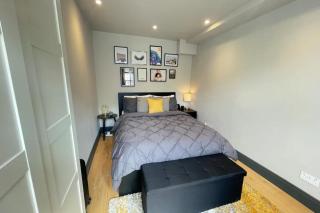 Contemporary 1BD Flat wGarden - Whitechapel - 5