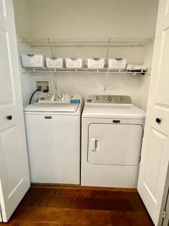 Kellogg Haus - - 9
