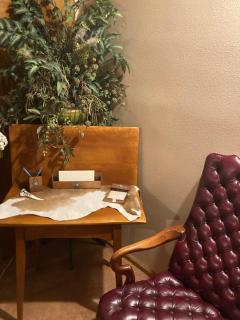 Yellowstone Cattle Baron EnSuite, Private Entrance & Parking - Prairie Rose B&B - Cheyenne - 4