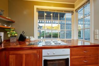Kaikoura Beachfront Villa - Kaikoura - 4