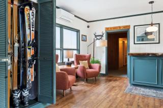 Mountaineer Inn - 5