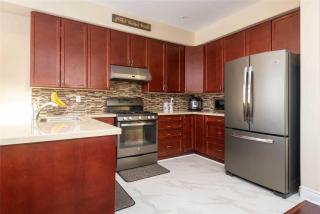 Jazzy Home Stay - Mississauga - 1