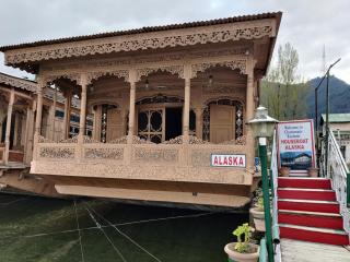 Alaska group of houseboat - 0