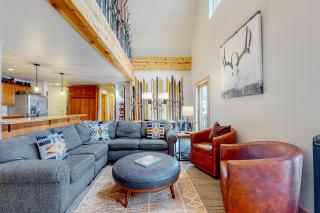 Majestic Alpine Retreat - Taos Ski Valley - 5