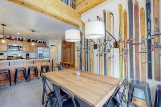 Majestic Alpine Retreat - Taos Ski Valley - 2