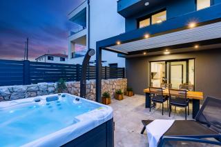 Superior Apartments - 0