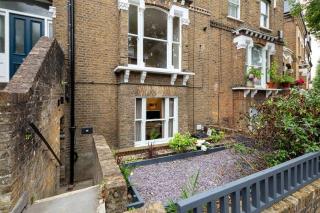 1LSR - High-End Luxury 2 Bed Designer Apartment - London - 4