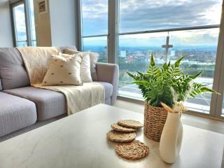 Stunning Penthouse with Balcony Sunset Views - Pass the Keys - 7