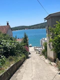 Čarobni apartman s pogledom - Tisno - 3