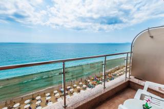 Mirage Hotel - 1