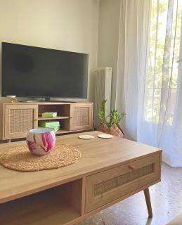Athens Modern Living by YHA - Athens - 9