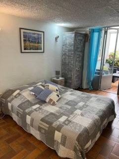 Studio indépendant climatisé en Provence - 1