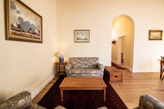 Charming Historical Cottage - 5