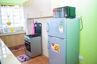 Exquisite 1BR located in Garden Estate, Thome, Thika Rd, Nairobi - Nairobi - 2