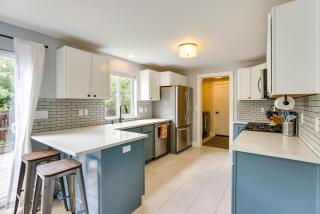 Colorful Bend Home with Yard and Fire Pit! - Bend - 4