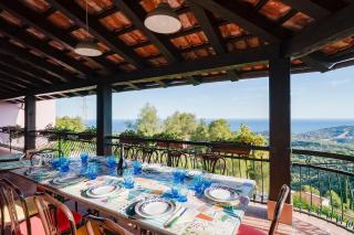 Amazing Apartment w/ Private Parking & Pool - 9