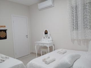וילת הנחלה למשפחות Nahala Villa - 2