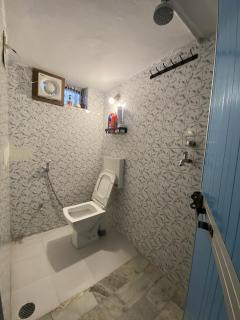 ONLY FOR FAMILY - Aum Inn Homestay - Independent AC 1 BHK in a Bunglow - 1