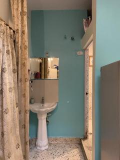 ONLY FOR FAMILY - Aum Inn Homestay - Independent AC 1 BHK in a Bunglow - Bhopal - 2