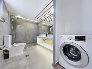 Neos - Acropolis View - 9