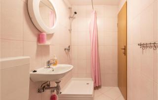 Lovely Apartment In Gornji Karin - Gornji Karin - 1