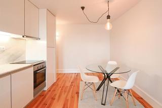 HM – Historic Downtown Batalha Studio - Porto - 6