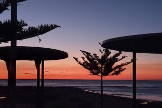Beautiful Falcon Bay - B & B Accommodation - Wannanup - 1
