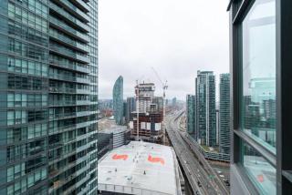 Central and Cozy 1BD 1BA Downtown Condo - 8
