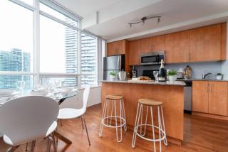 Central and Cozy 1BD 1BA Downtown Condo - 2
