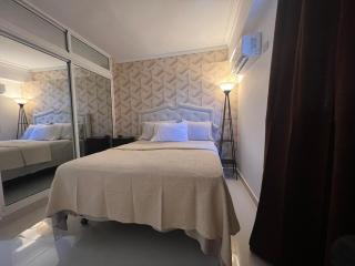 Blue Gem Retreat 3BR Apartment w Modern Amenities - Ensanche Savica de Mendoza - 2