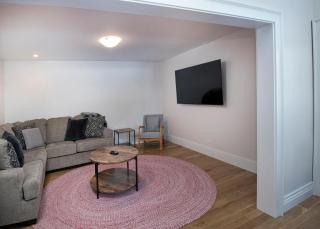 2782 Kinnikinnick Rd Unit D - 1