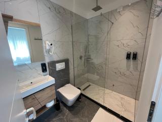 Lake Shkodra Resort - 1