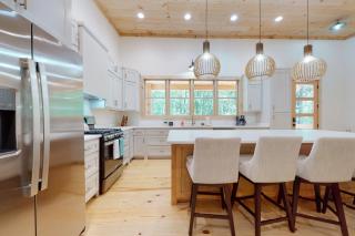 Mountain Delight - McCaysville - 1