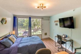 Lake Marion Gem Communal Outdoor Space with Views! - Eutawville - 6