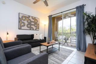 Enchanting Condo - 2 Miles to Disney - 203 - Orlando - 3