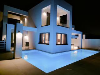 Alpha Villas - Gennadi - 0