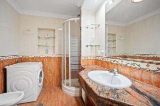 Unique 2 Br Apart in Golden Mile✺ Pool ✺ Parking - Marbella - 5