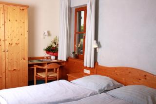 Hotel & Gasthof zum Rödelseer Schwan - Rödelsee - 8