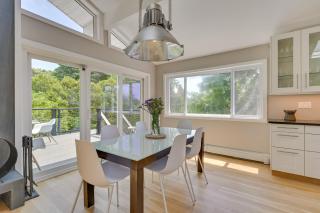Alluring Hampton Bays Hideaway Less Than 2 Mi to Beach! - Hampton Bays - 1