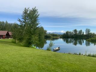 SkyWater Cabins - Hamilton - 1
